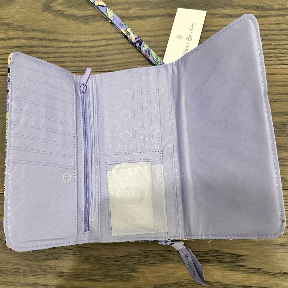 Vera Bradley RFID Wallet Crossboy Bag NWT - Picture 6 of 9